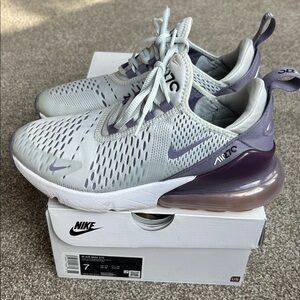 Nike Air Max 270 sneakers